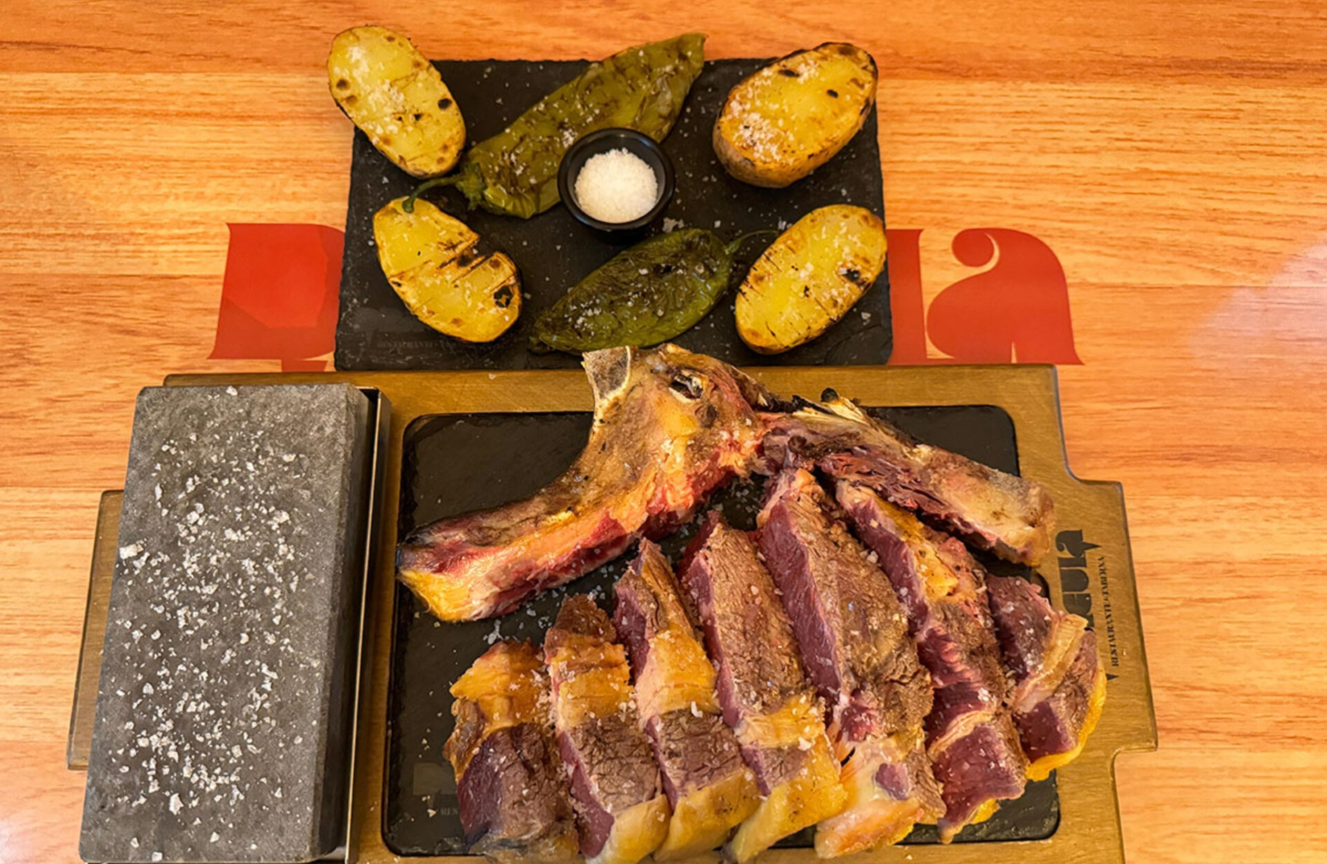 Taberna Dracula - Donde cenar tapas o parrilladas Sant Mateu